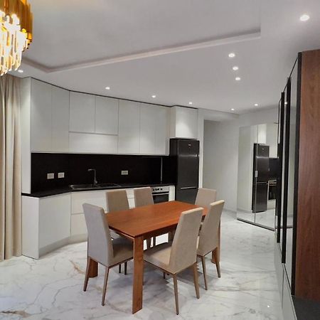 Zeus Tirana Suite Deluxe Eksteriør billede