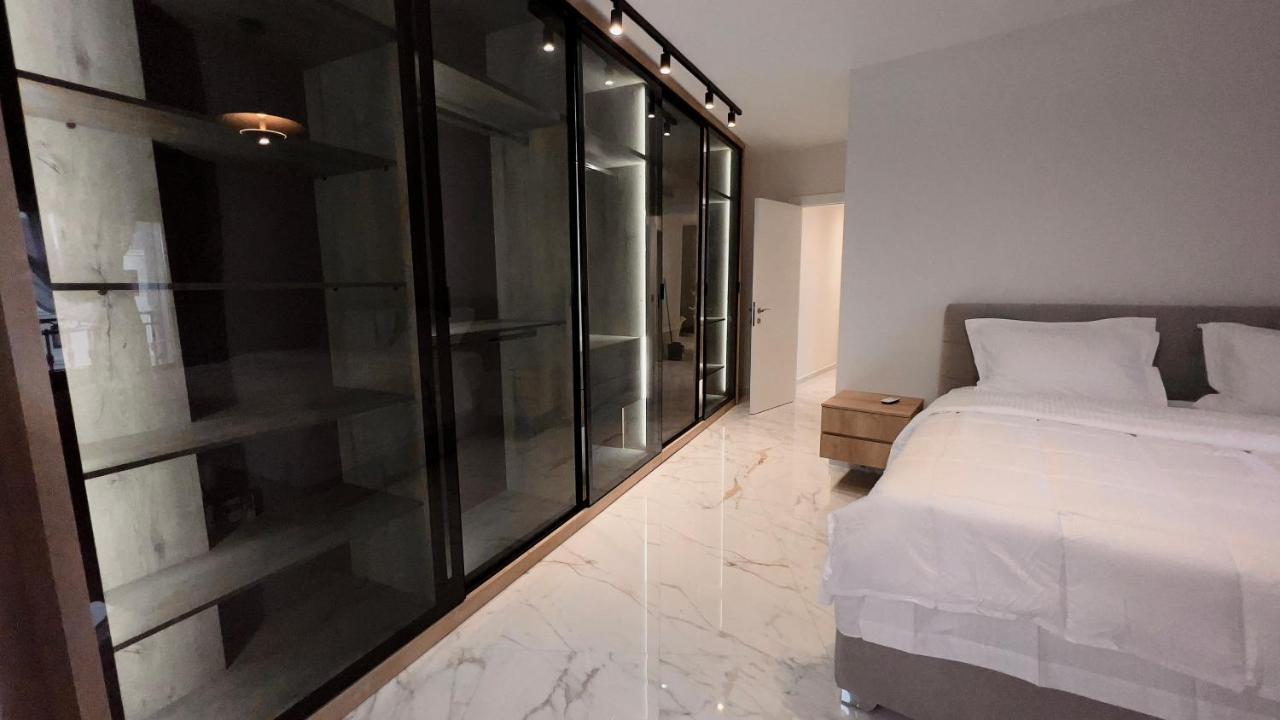 Zeus Tirana Suite Deluxe Eksteriør billede