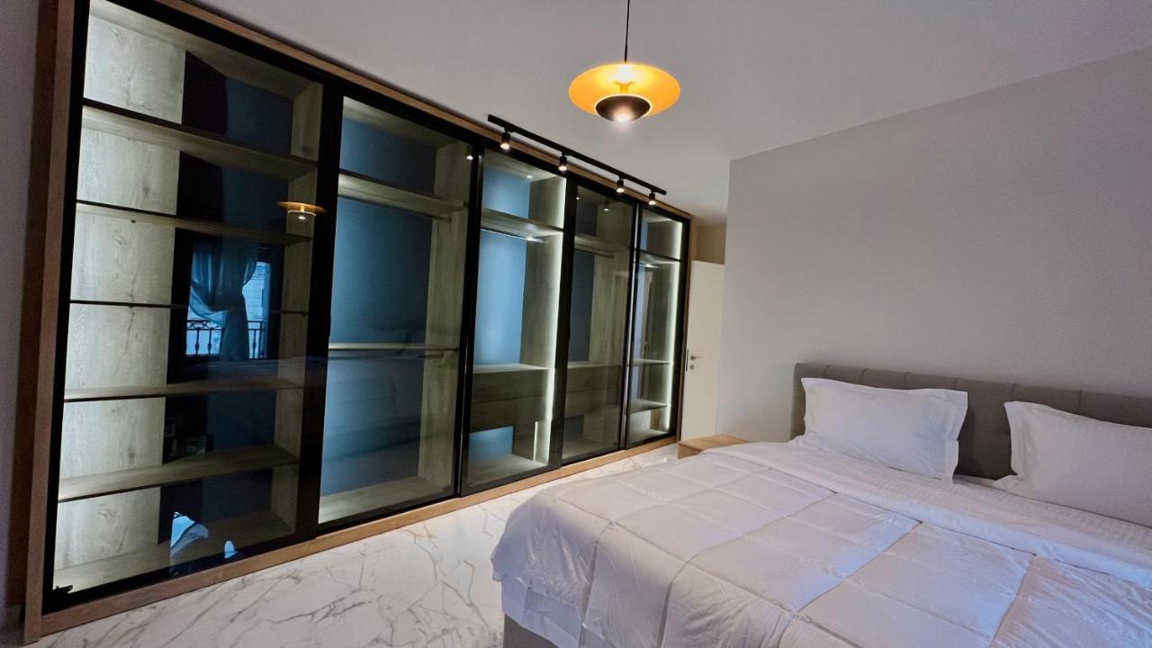 Zeus Tirana Suite Deluxe Eksteriør billede