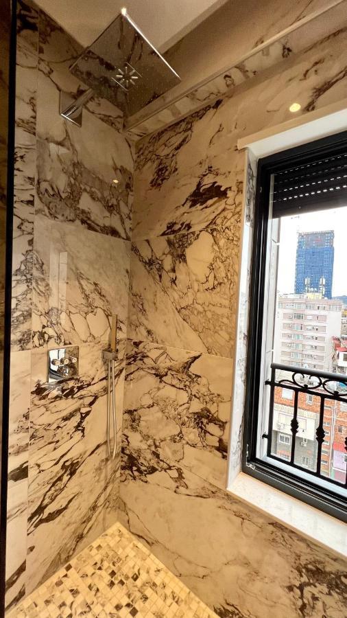 Zeus Tirana Suite Deluxe Eksteriør billede